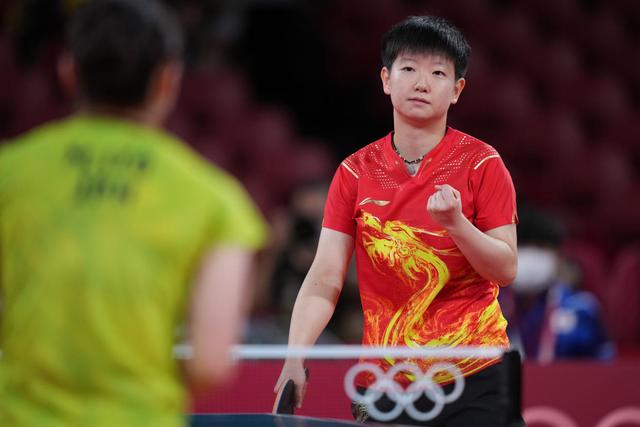 于他能在前 于他能在前